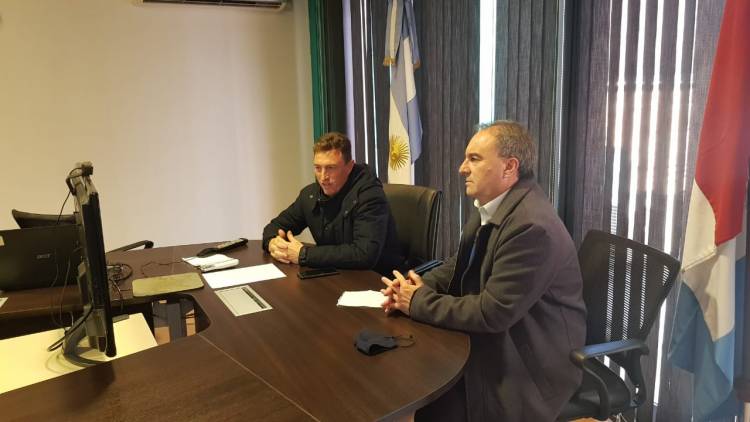 García Aresca acompañó firma de convenio de cooperación entre el Ministerio de Ciencia y Tecnología de  la provincia y la UTN