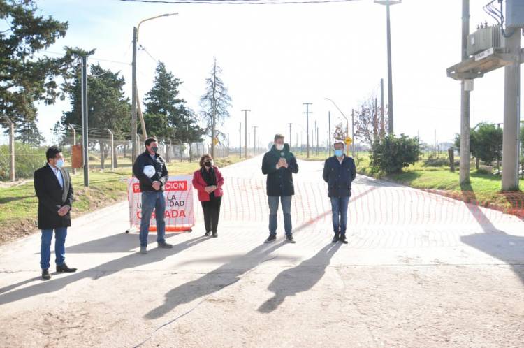 Culminaron los trabajos de pavimentación en Av de la Universidad