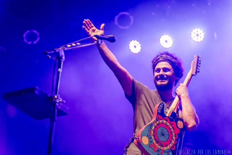 Raly Barrionuevo presenta '1972' por la Quiero