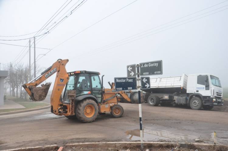 Comenzó la pavimentación en el Barrio 20 de Junio