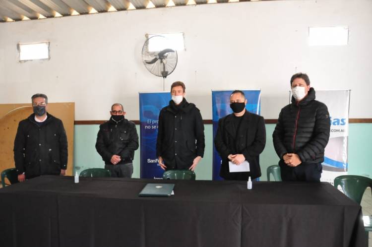 García Aresca anunció red de gas natural para loteo Brisas del Sur