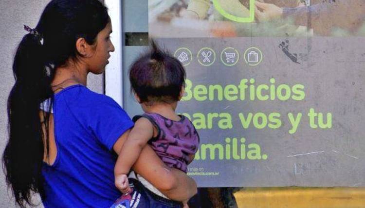 Mi Pieza: el programa que otorga hasta $240.000 a mujeres mayores de 18 años