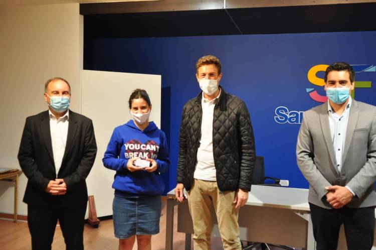 García Aresca entregó nuevas Tarjetas Estudiantiles