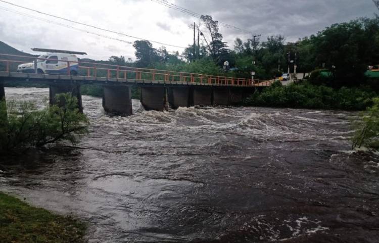 La Provincia dispuso ayuda para las localidades afectadas por la tormenta