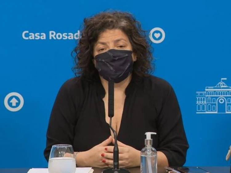 Carla Vizzotti anunció que el pase sanitario se implementará desde la próxima semana