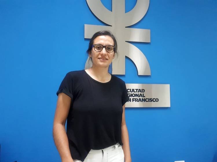UTN: Micaela Mulassano: “El rol del ingeniero no es programar, es resolver problemas”