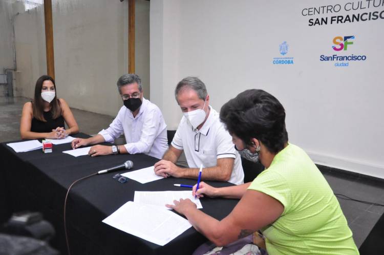 Programa Lo tengo: 75 adjudicatarios firmaron el boleto compra – venta de su propiedad