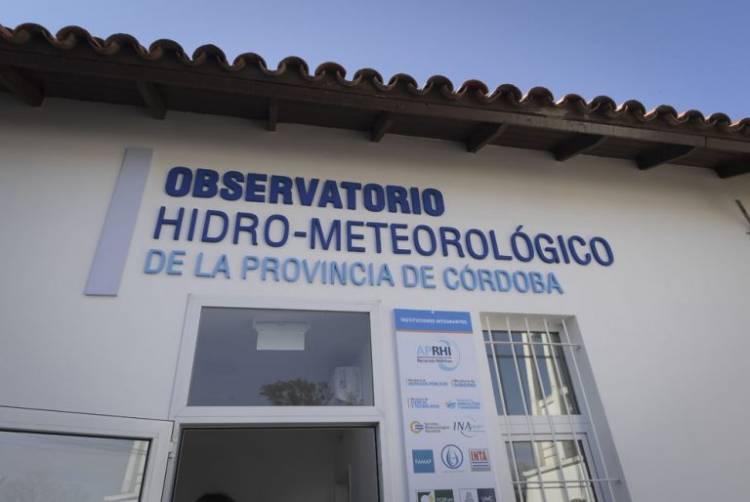 Schiaretti habilitó el Observatorio Hidrometeorológico de la Provincia