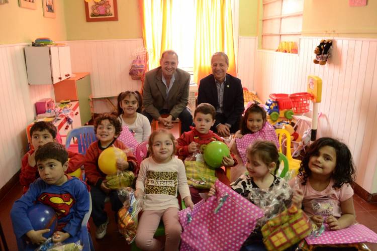 Bernarte celebró el Día de la Niñez con los niños de la Guardería Manuel Belgrano