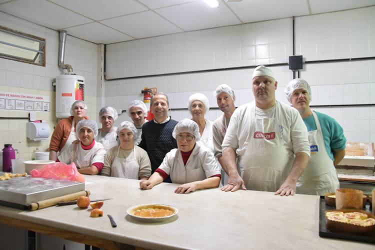 El intendente Bernarte visitó APRID