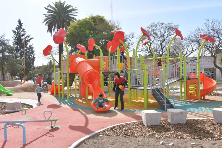 Se inauguró la Refuncionalización y Puesta en Valor de Plaza General Paz