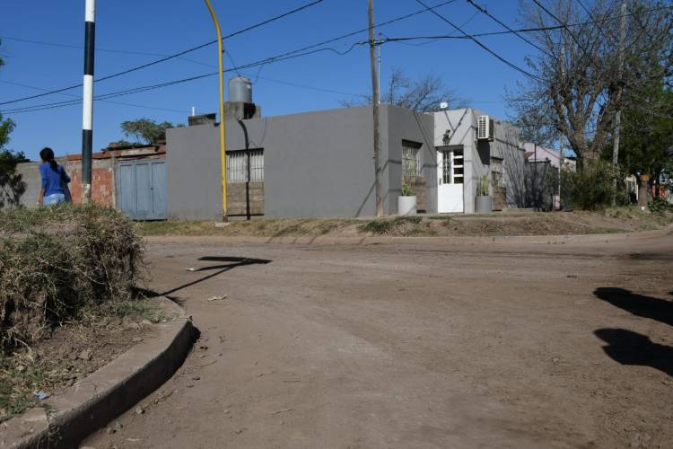 Quedó inaugurada la obra de cordón cuneta en barrio San Cayetano
