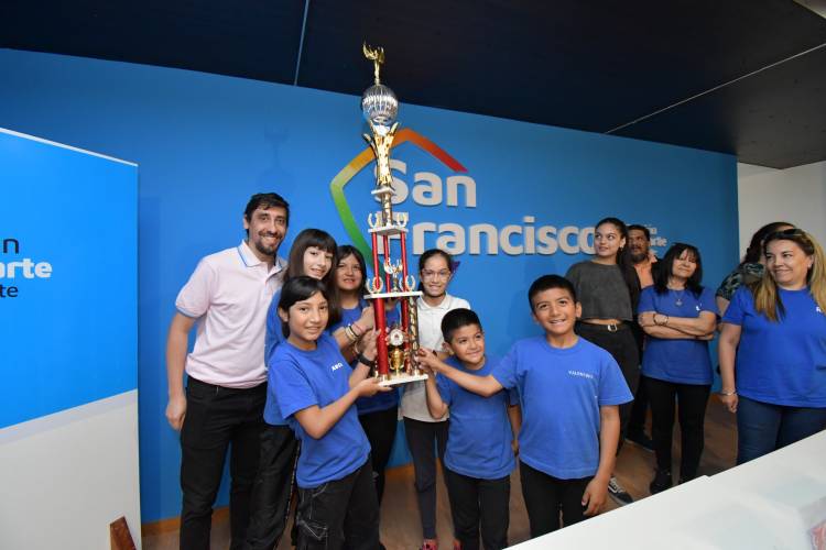 Festival Nacional de Danzas “El Talero”: Exitosa participación de la Escuela municipal de Danzas Folclóricas