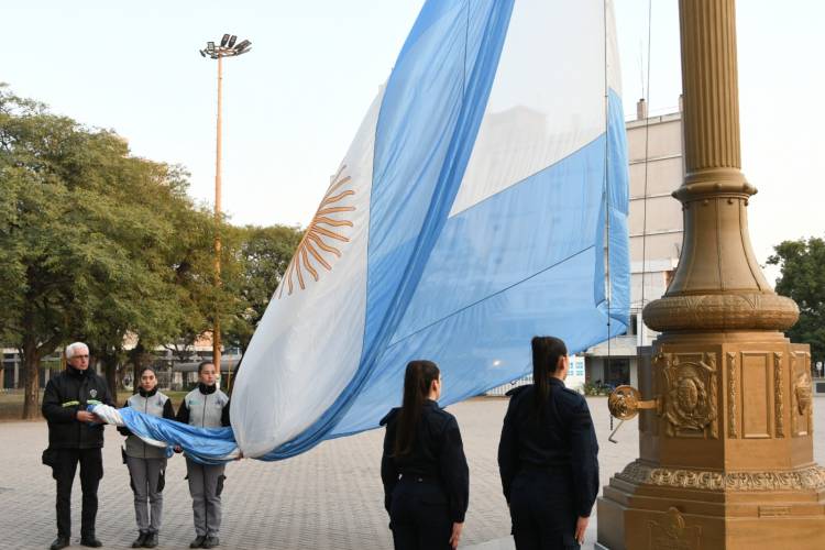 Legado y tradición: San Francisco retoma la ceremonia de la bandera