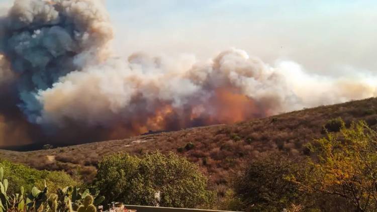 Siguen activos los cuatro incendios de la provincia: bajó la intensidad, pero con perímetros inestables