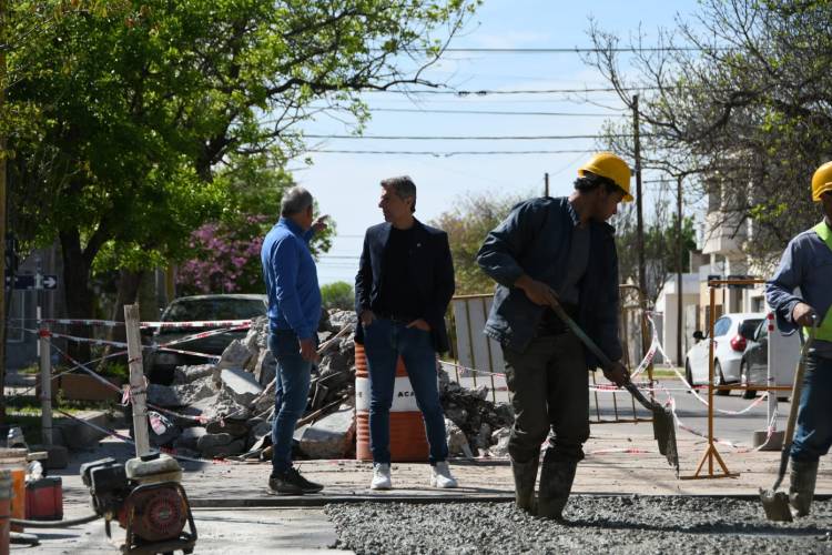 La segunda etapa del Plan Municipal de Bacheo 2024 no se detiene