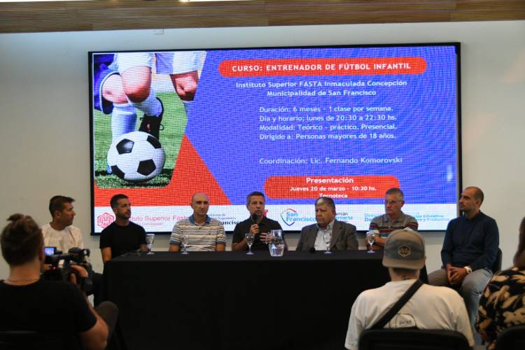Se presentó el Curso de Entrenador de Fútbol Infantil en San Francisco