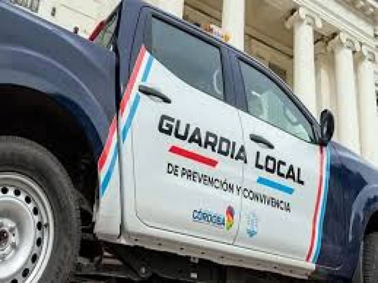 Emergencia médica en barrio La Florida: personal de la Guardia Local y policía actúan rápidamente