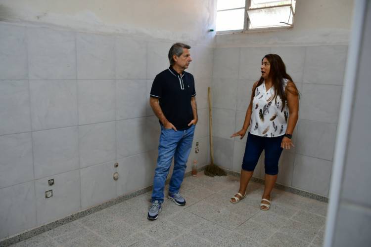 Bernarte supervisó mejoras edilicias en la escuela Primera Junta