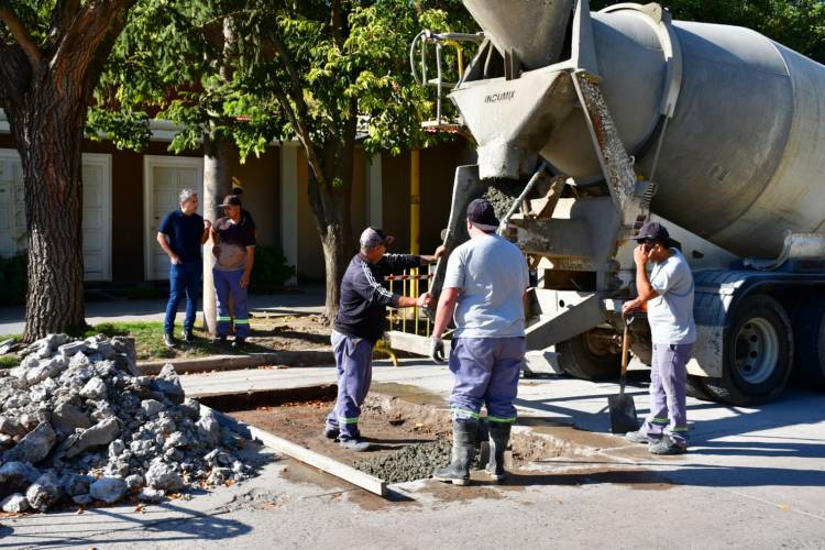 La etapa 12 del Plan Municipal de Bacheo siguió esta semana con intensa actividad