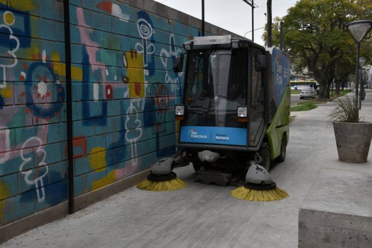 Municipio reparó y recuperó minibarredora para optimizar tareas de limpieza