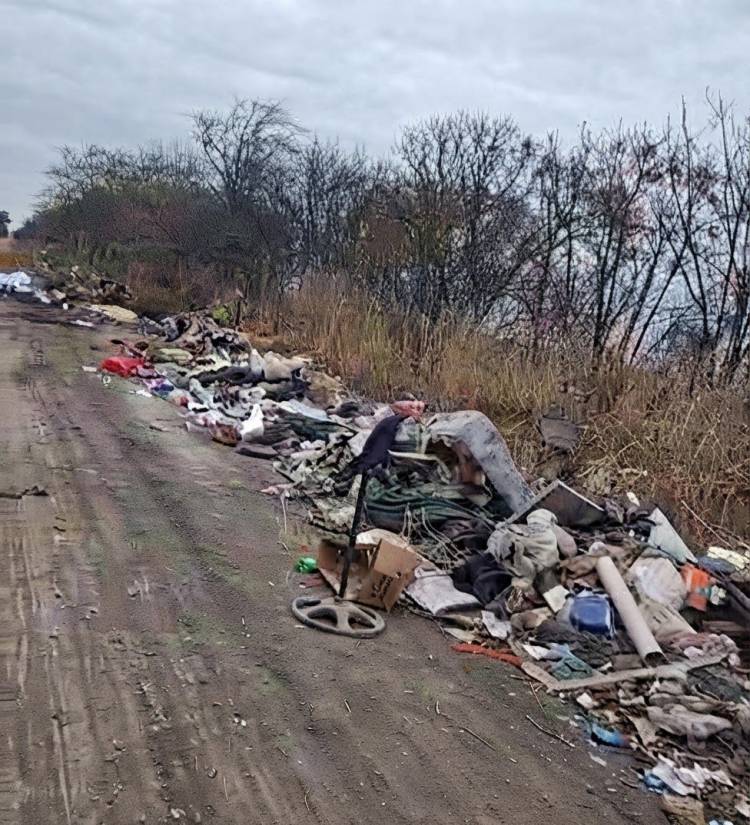 Retiran casi 40 toneladas de residuos de un basural a cielo abierto