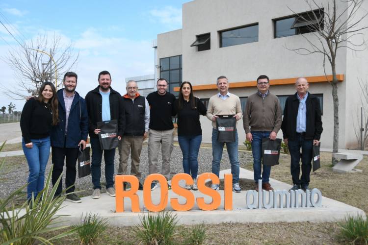 El intendente visitó la planta de Rossi Aluminios en el Parque Industrial